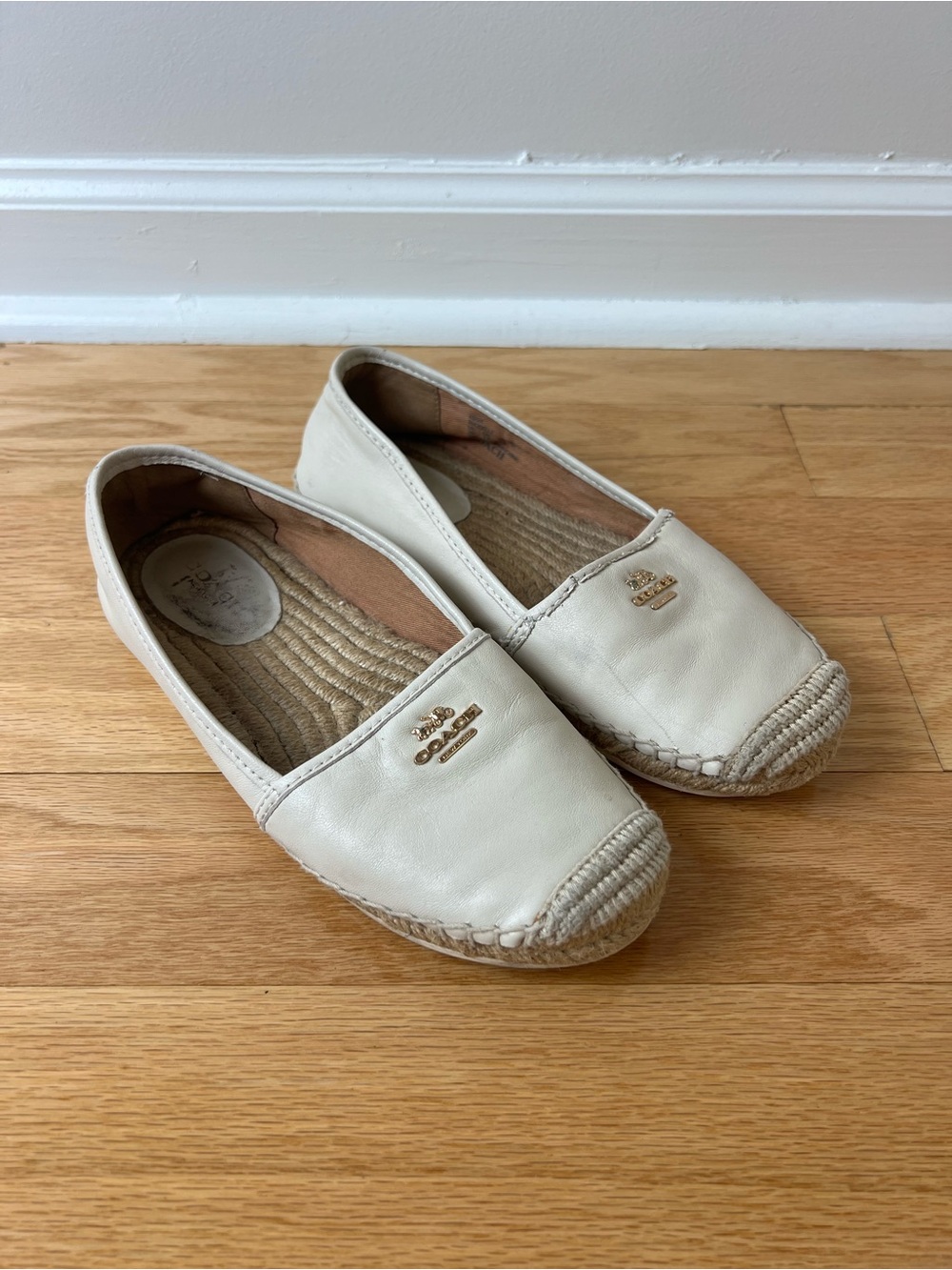 Coach Rhodelle Cream Leather Espadrille Flats Size in Size 7B